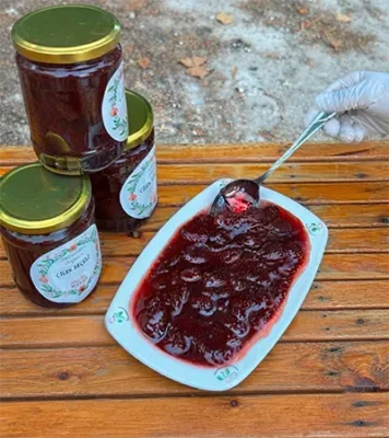 Tarla Çilek Reçeli (Nöbet Şekerli) - 750 gr